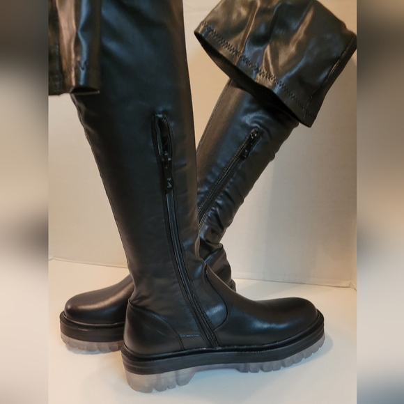 AZALEA  WANG 7.5 - Picture 11 of 15